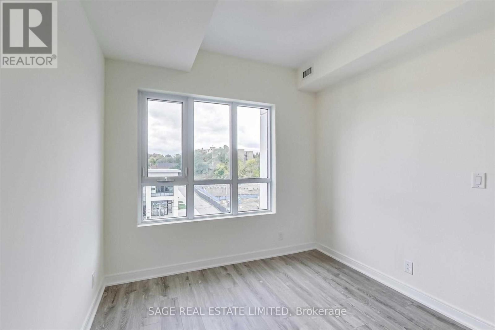 506 - 1 Neighbourhood Lane, Toronto, Ontario  M8Y 3Y7 - Photo 10 - W13079458