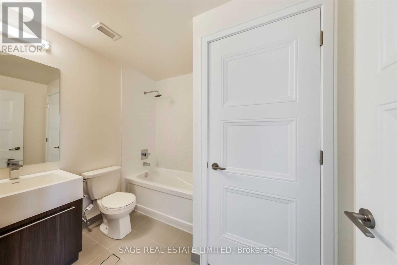 506 - 1 Neighbourhood Lane, Toronto, Ontario  M8Y 3Y7 - Photo 11 - W13079458