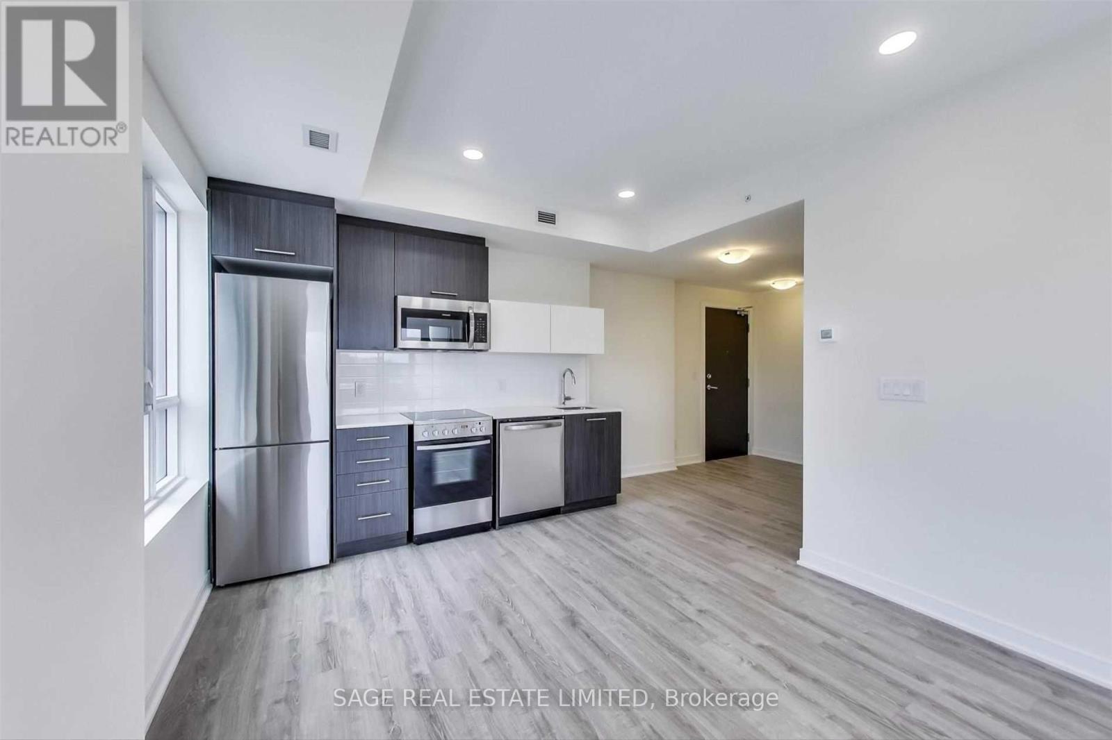 506 - 1 Neighbourhood Lane, Toronto, Ontario  M8Y 3Y7 - Photo 5 - W13079458