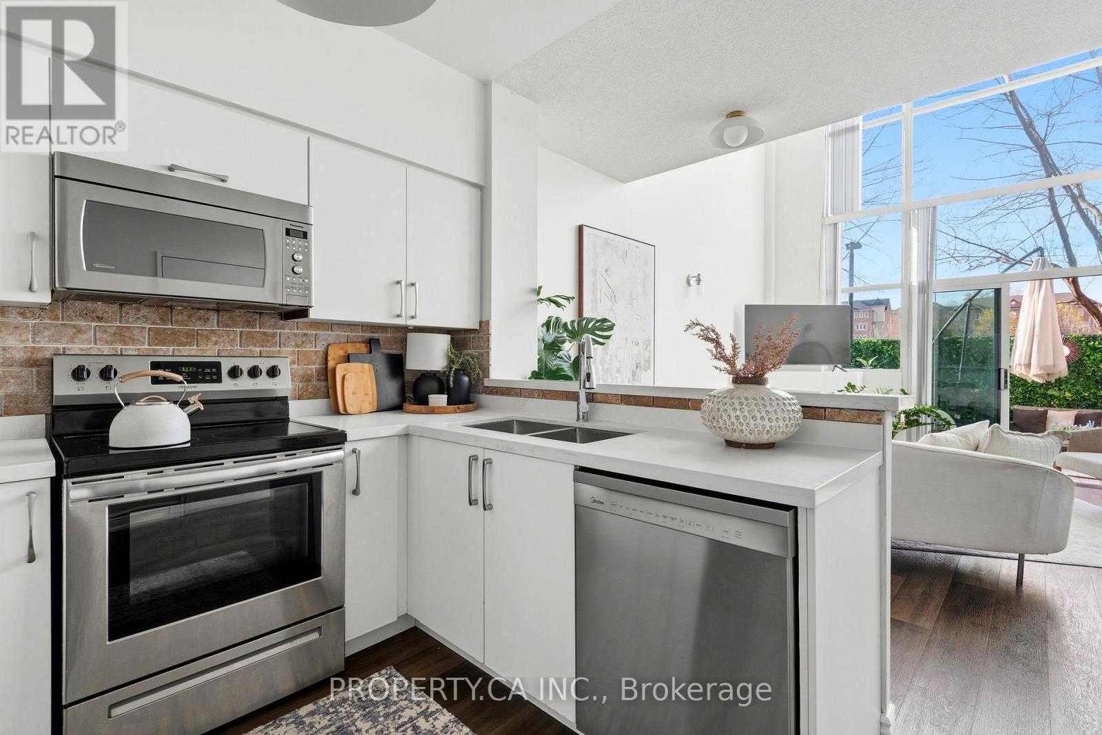 122 - 200 Manitoba Street, Toronto, Ontario  M8Y 3Y9 - Photo 8 - W13079464