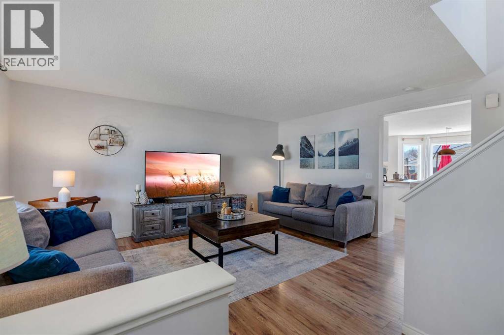 79 Mt Apex Green Se, Calgary, Alberta  T2Z 2V4 - Photo 4 - A2303824