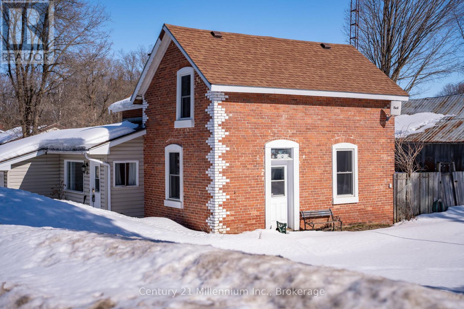 15 ELLEN STREET, Grey Highlands, Ontario