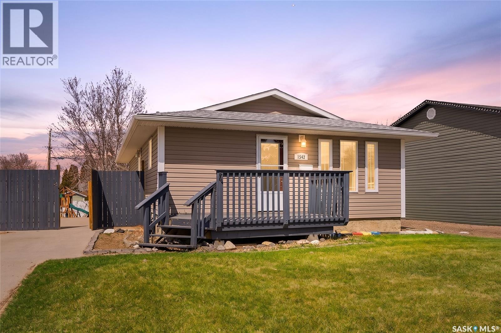 1542 Vaughan STREET, moose jaw, Saskatchewan