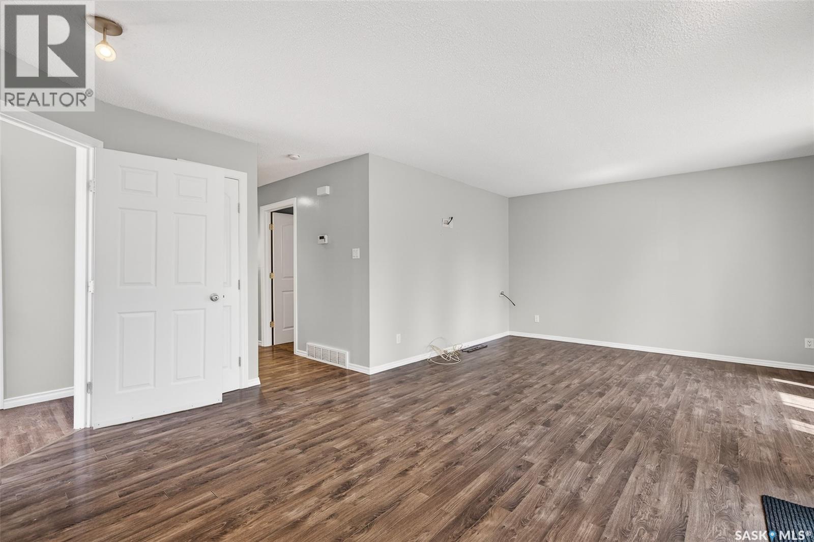 1542 Vaughan Street, Moose Jaw, Saskatchewan  S6H 6S8 - Photo 24 - SK034787