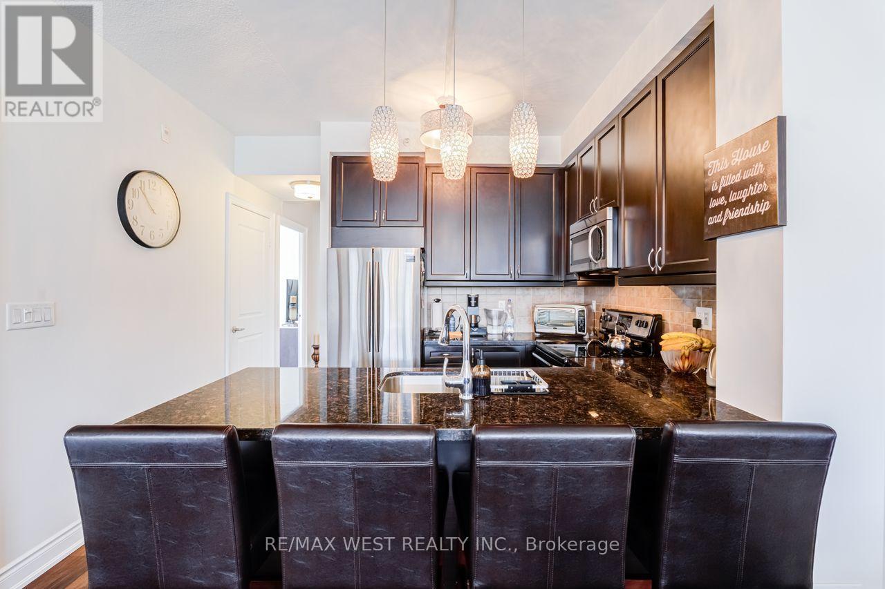 230 - 2396 Major Mackenzie Drive W, Vaughan, Ontario  L6A 4Y1 - Photo 13 - N13078888