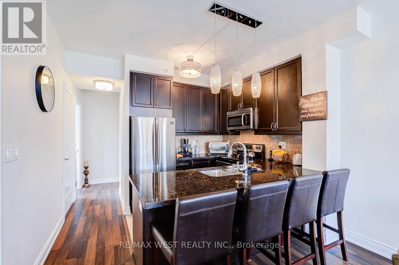 230 - 2396 Major Mackenzie Drive W, Vaughan, Ontario  L6A 4Y1 - Photo 12 - N13078888