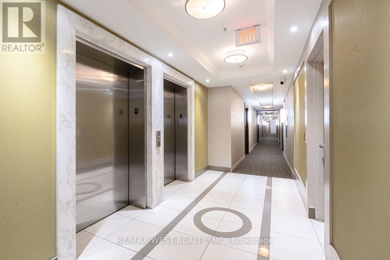 230 - 2396 Major Mackenzie Drive W, Vaughan, Ontario  L6A 4Y1 - Photo 7 - N13078888