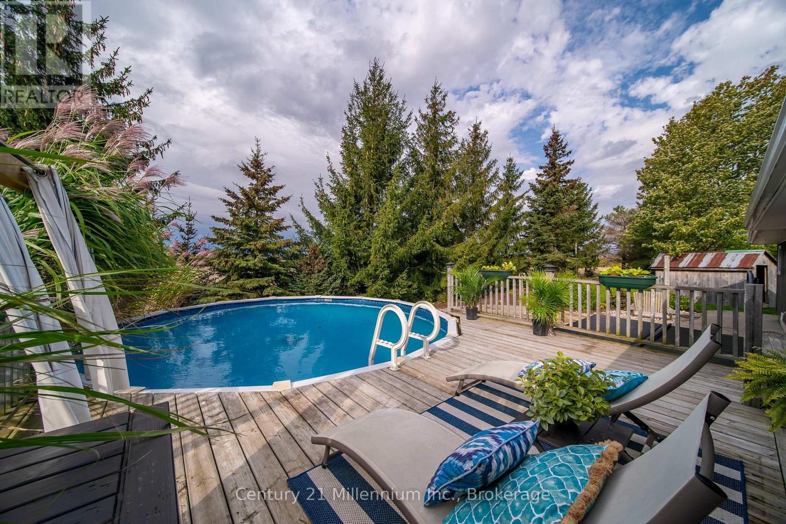 121097 12 Side Road, Georgian Bluffs, Ontario  N0H 2N0 - Photo 46 - X13012906