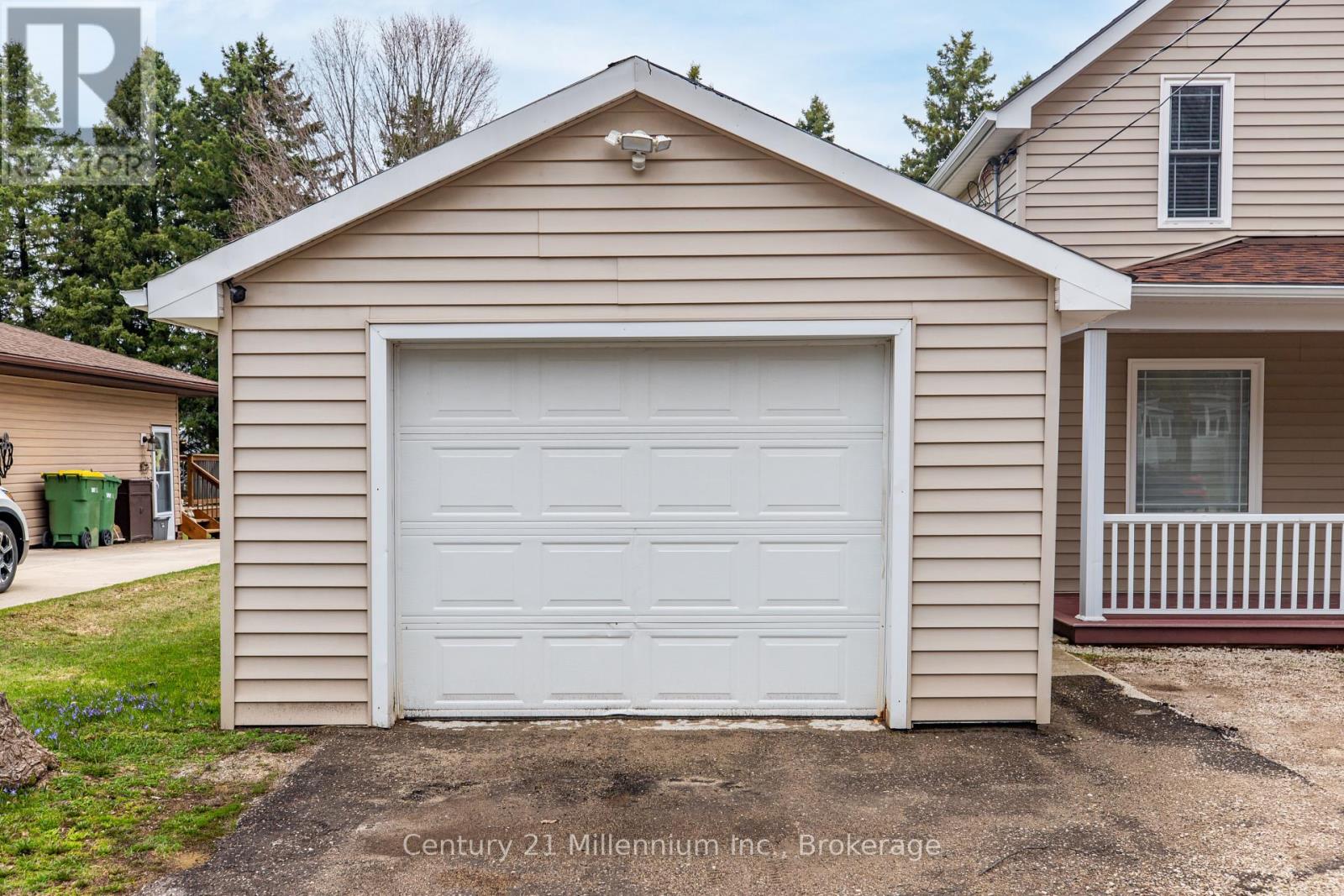 124 Lorne Street, Grey Highlands, Ontario  N0C 1H0 - Photo 4 - X13006406