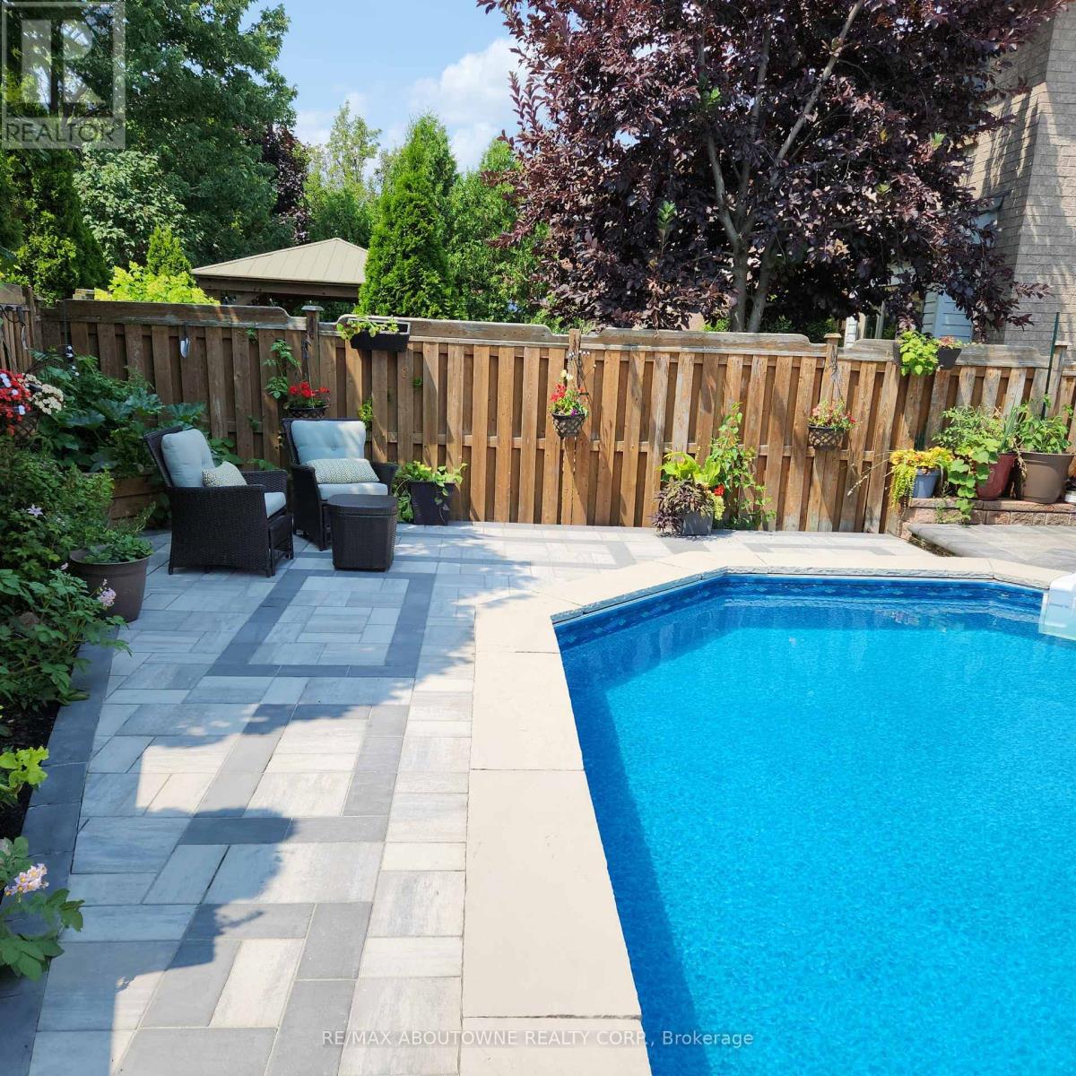 2216 Norfolk Drive, Oakville, Ontario  L6H 6H4 - Photo 50 - W12963222