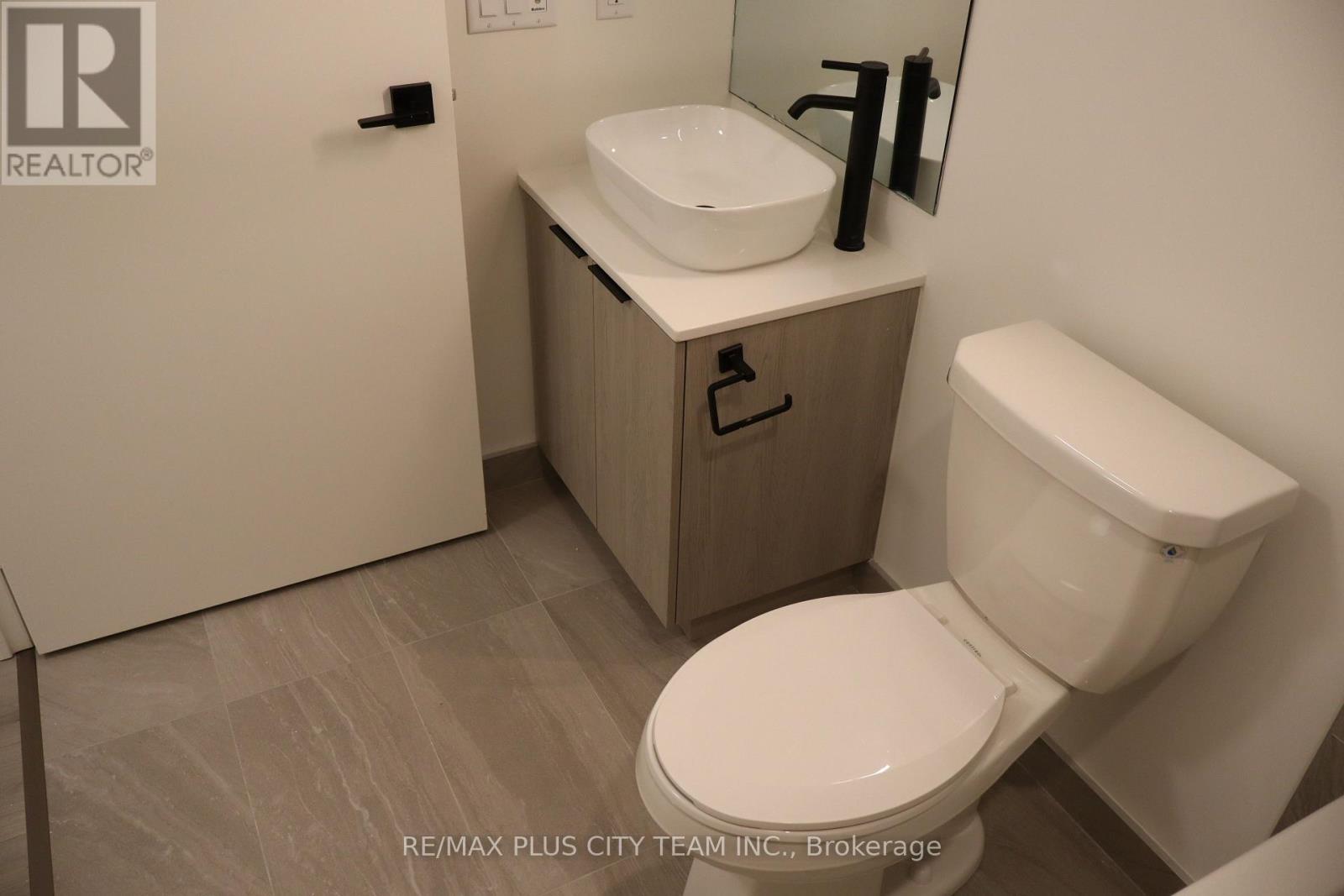 523 - 1185 Dupont Street, Toronto, Ontario  M6H 0G5 - Photo 10 - W13013280