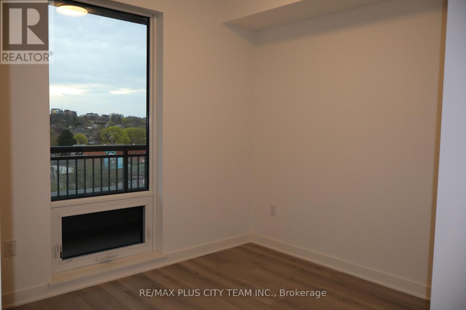 523 - 1185 Dupont Street, Toronto, Ontario  M6H 0G5 - Photo 5 - W13013280