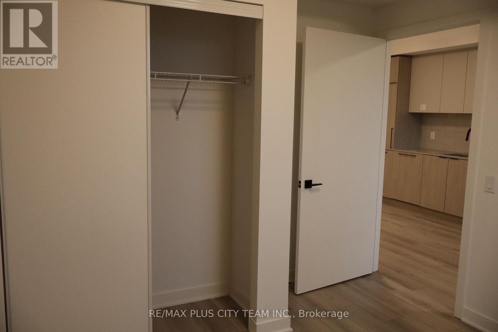 523 - 1185 Dupont Street, Toronto, Ontario  M6H 0G5 - Photo 6 - W13013280