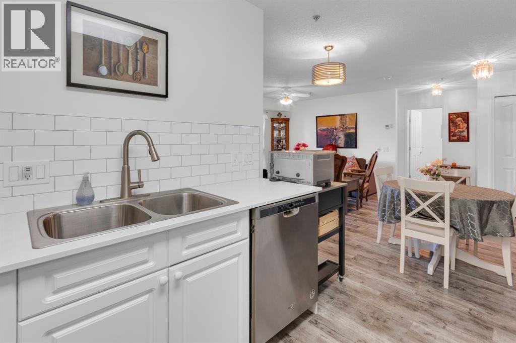 1114, 1818 Simcoe Boulevard SW, Calgary, Alberta  T3H 3L9 - Photo 12 - A2305818