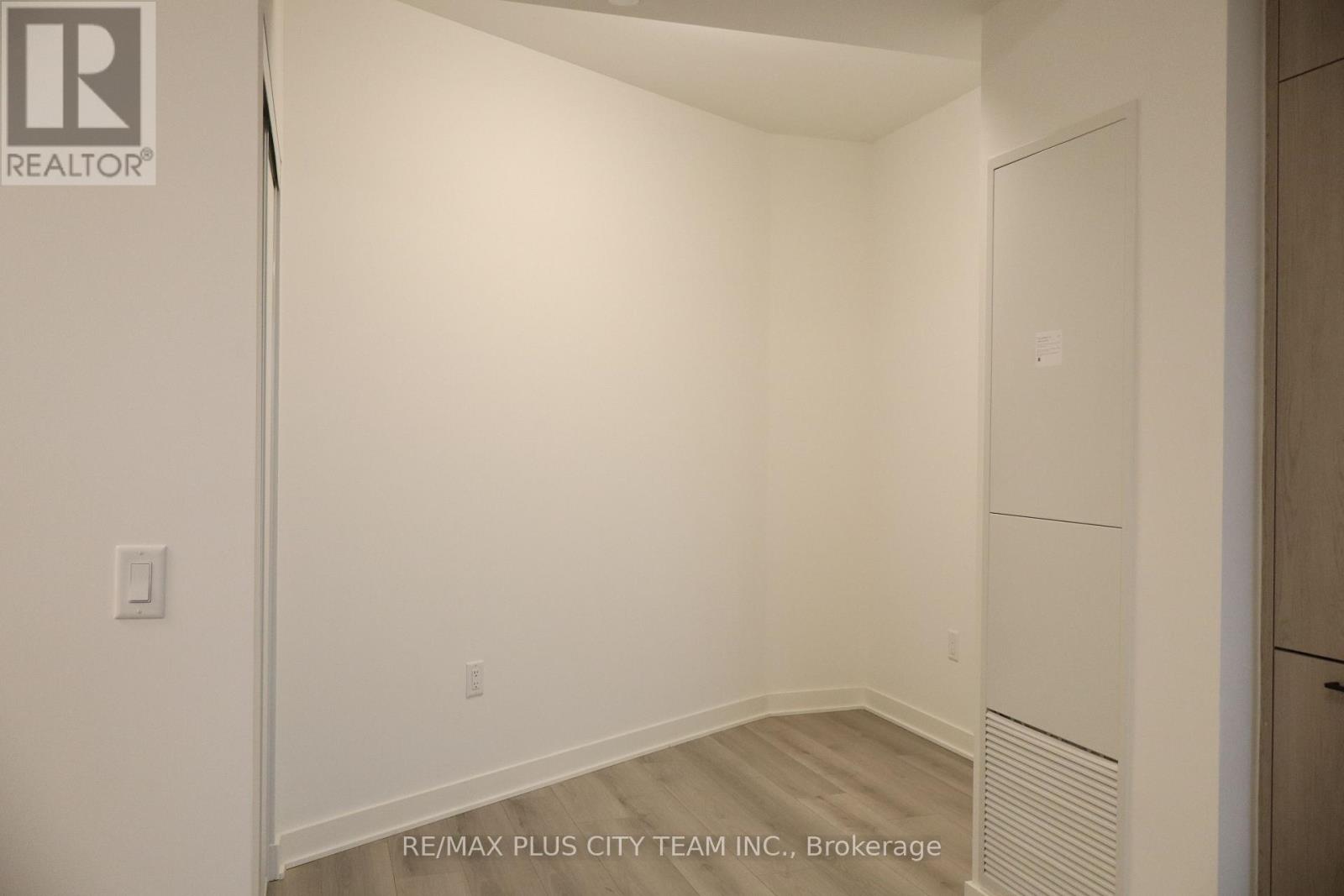 523 - 1185 Dupont Street, Toronto, Ontario  M6H 0G5 - Photo 8 - W13013280