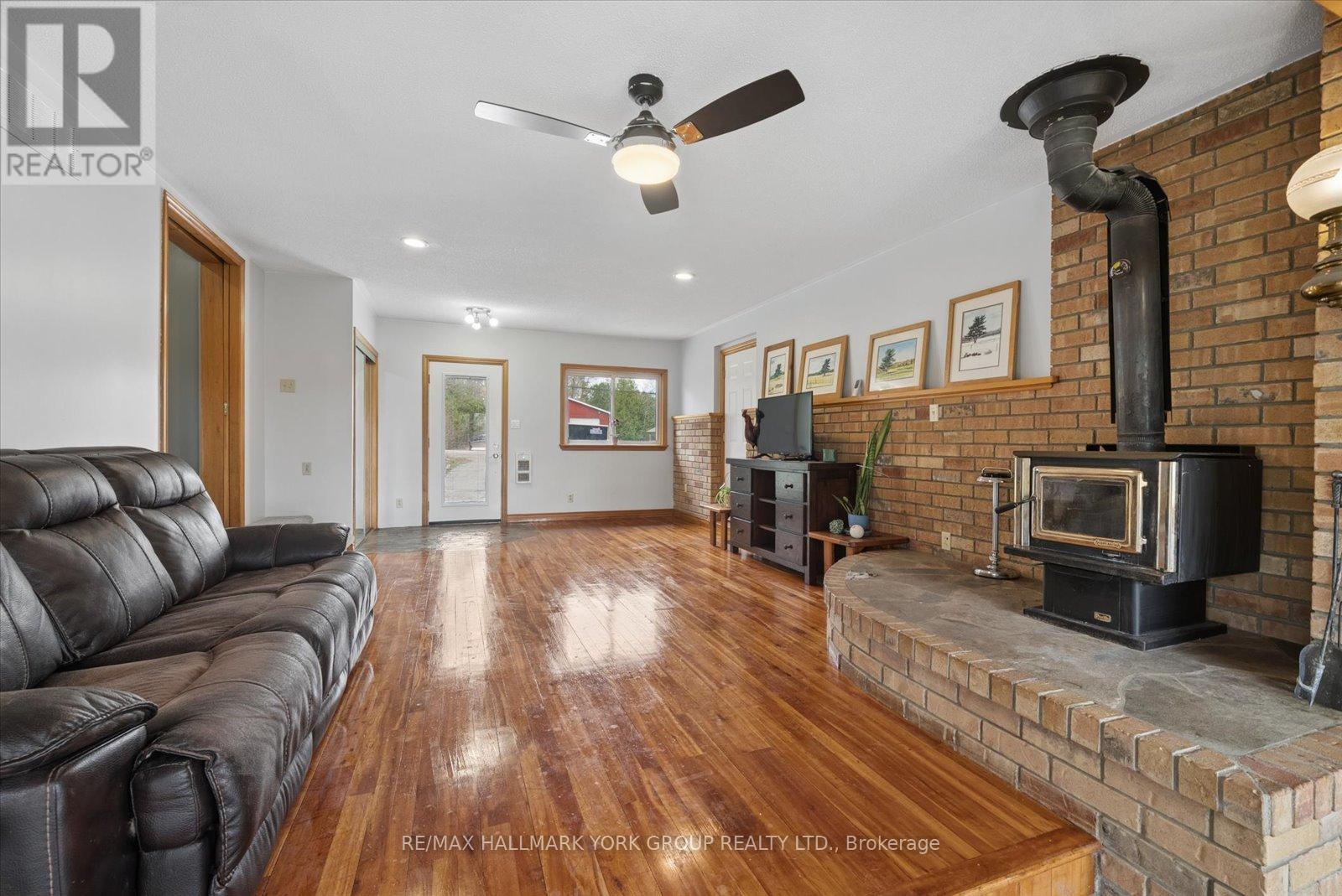 61 Concession Rd 3, Kawartha Lakes, Ontario  K0M 1N0 - Photo 6 - X13079438