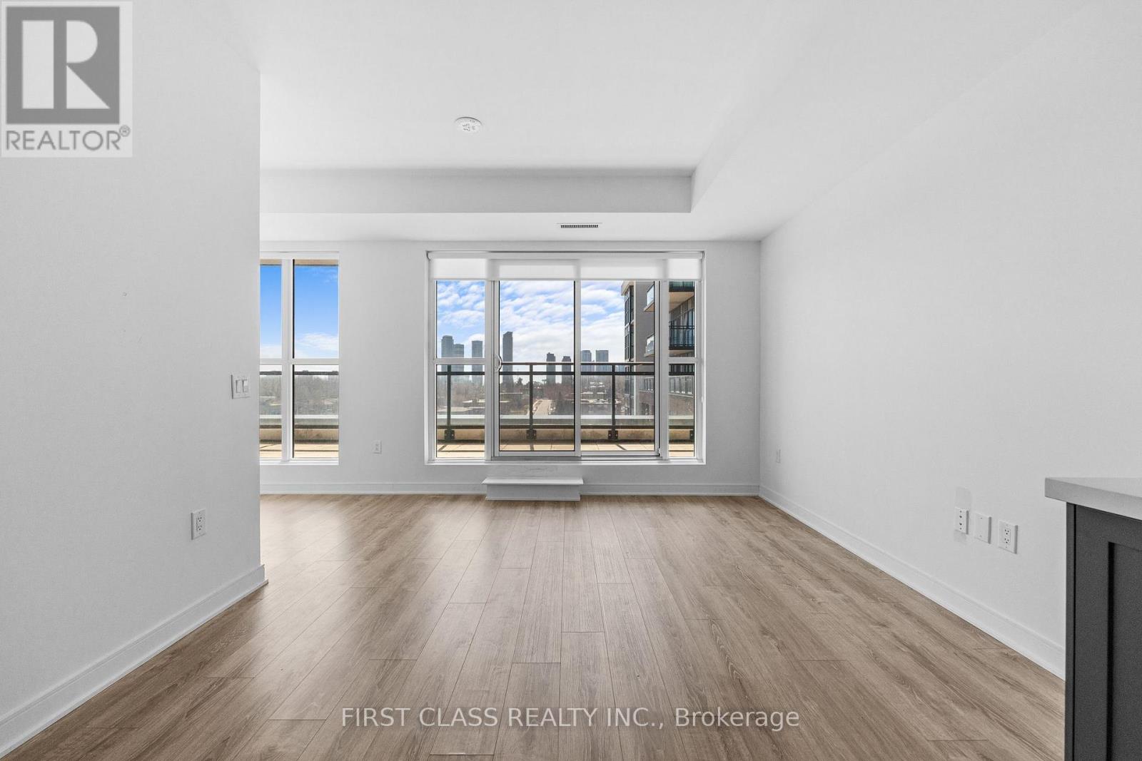 811 - 25 Neighbourhood Lane, Toronto, Ontario  M8Y 0C4 - Photo 7 - W13037908