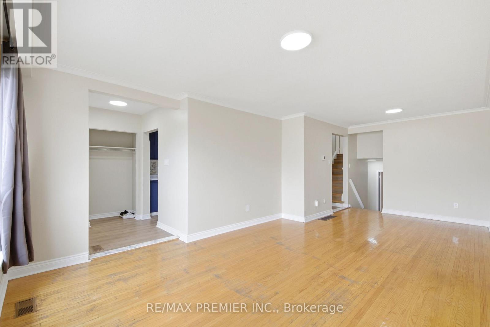 55 Plunkett Road, Toronto, Ontario  M9L 2J4 - Photo 7 - W13079432