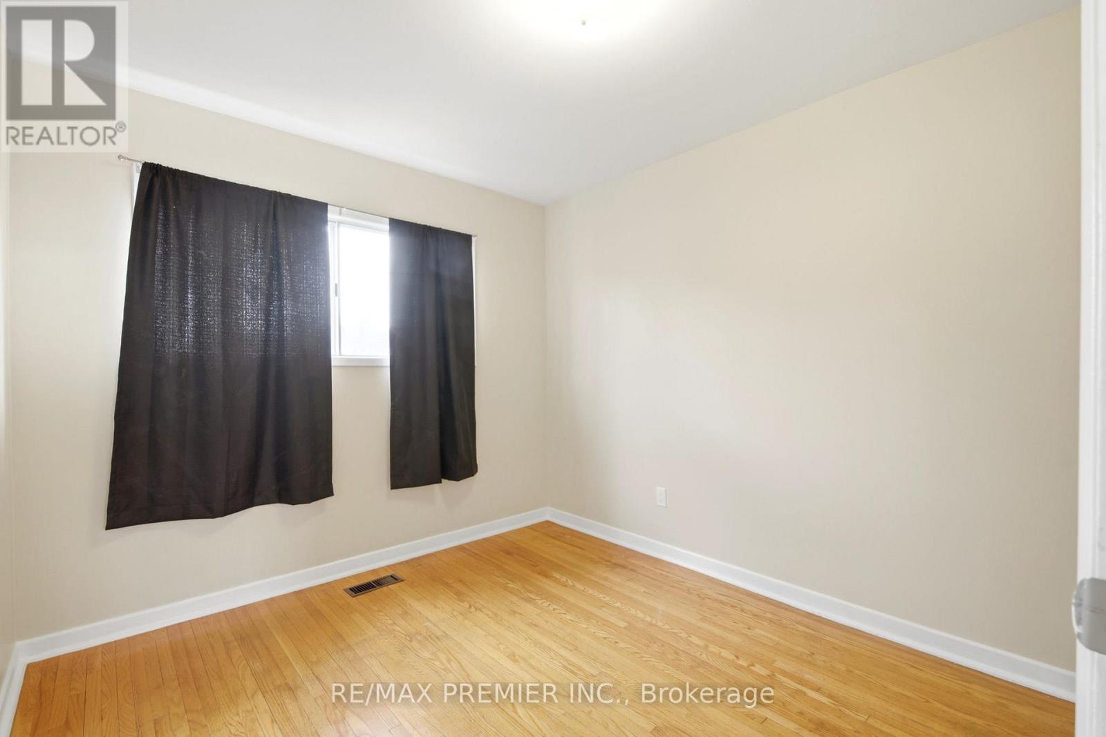 55 Plunkett Road, Toronto, Ontario  M9L 2J4 - Photo 16 - W13079432