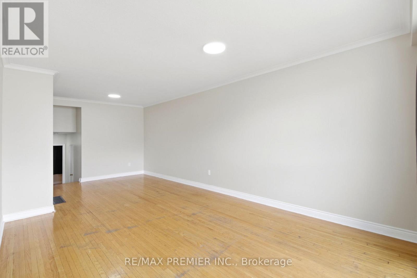 55 Plunkett Road, Toronto, Ontario  M9L 2J4 - Photo 5 - W13079432