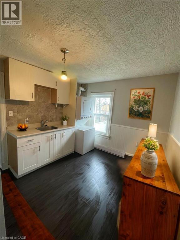 17 Victoria Avenue Unit# 2, Cambridge, Ontario  N1S 1X2 - Photo 2 - 40826858