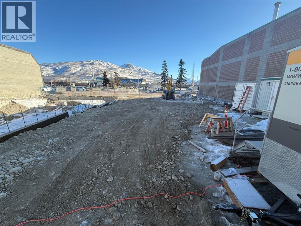 630 Connaught Drive, Jasper, Alberta  T0E 1E0 - Photo 1 - A2280838