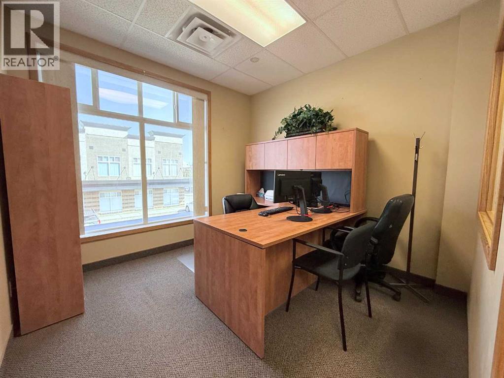 200, 9805 97 Street, Grande Prairie, Alberta  T8V 8B9 - Photo 31 - A2209450