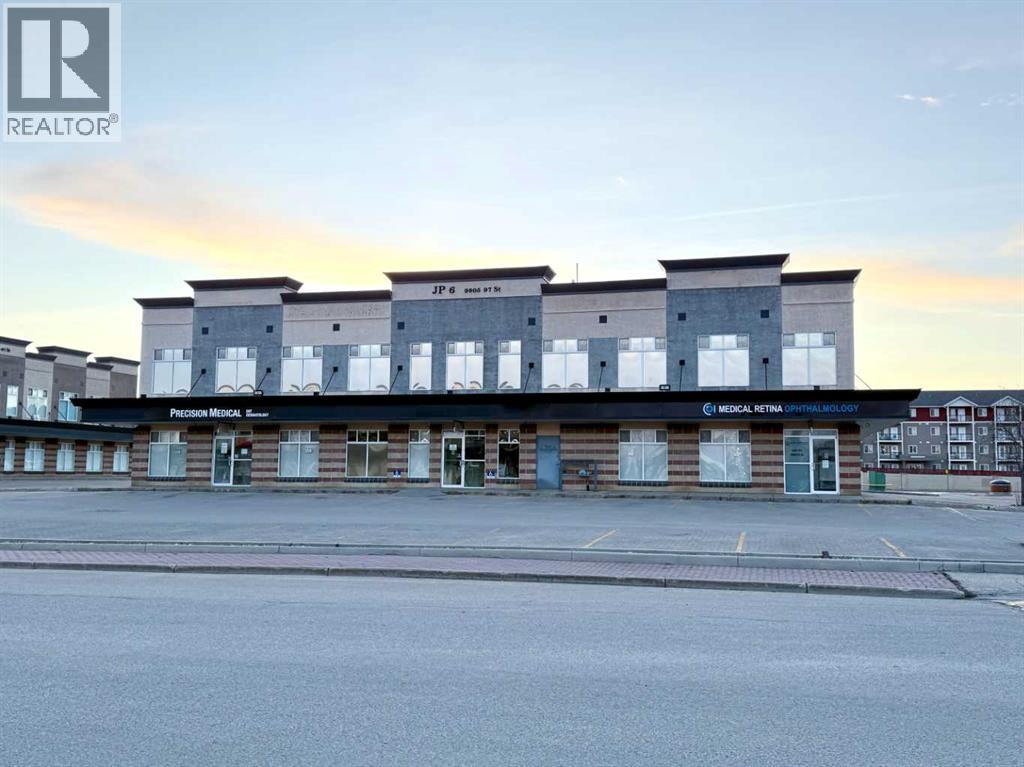 200, 9805 97 Street, Grande Prairie, Alberta  T8V 8B9 - Photo 2 - A2209450