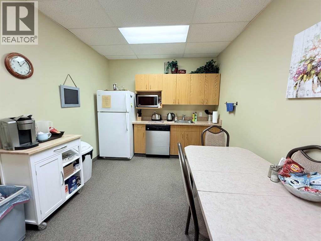 200, 9805 97 Street, Grande Prairie, Alberta  T8V 8B9 - Photo 18 - A2209450