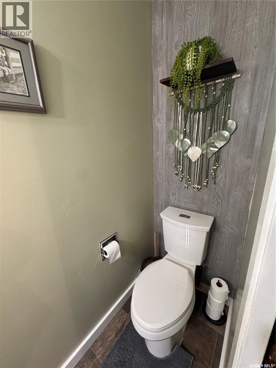415 3rd Avenue W, Biggar, Saskatchewan  S0K 0M0 - Photo 23 - SK027372