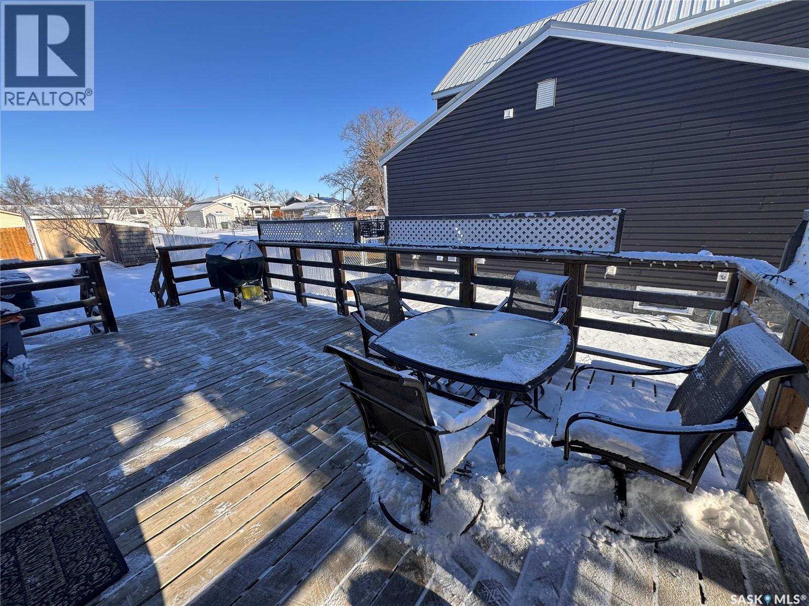 415 3rd Avenue W, Biggar, Saskatchewan  S0K 0M0 - Photo 41 - SK027372