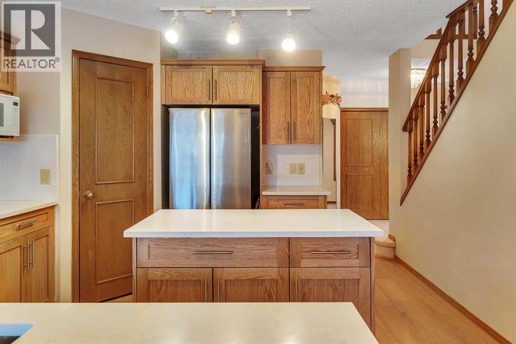 133 Riverview Park SE, Calgary, Alberta  T2C 4A1 - Photo 5 - A2289594