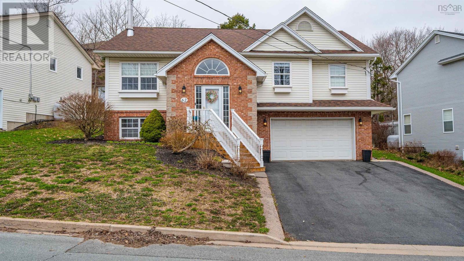 62 Nottingham, Bedford, Nova Scotia  B4A 3A5 - Photo 1 - 202609284