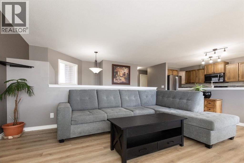 52 Heron Court, Penhold, Alberta  T0M 1R0 - Photo 12 - A2307719