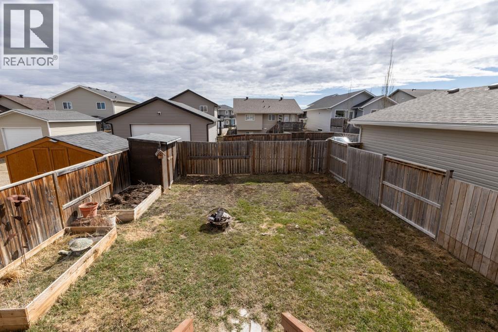 52 Heron Court, Penhold, Alberta  T0M 1R0 - Photo 9 - A2307719