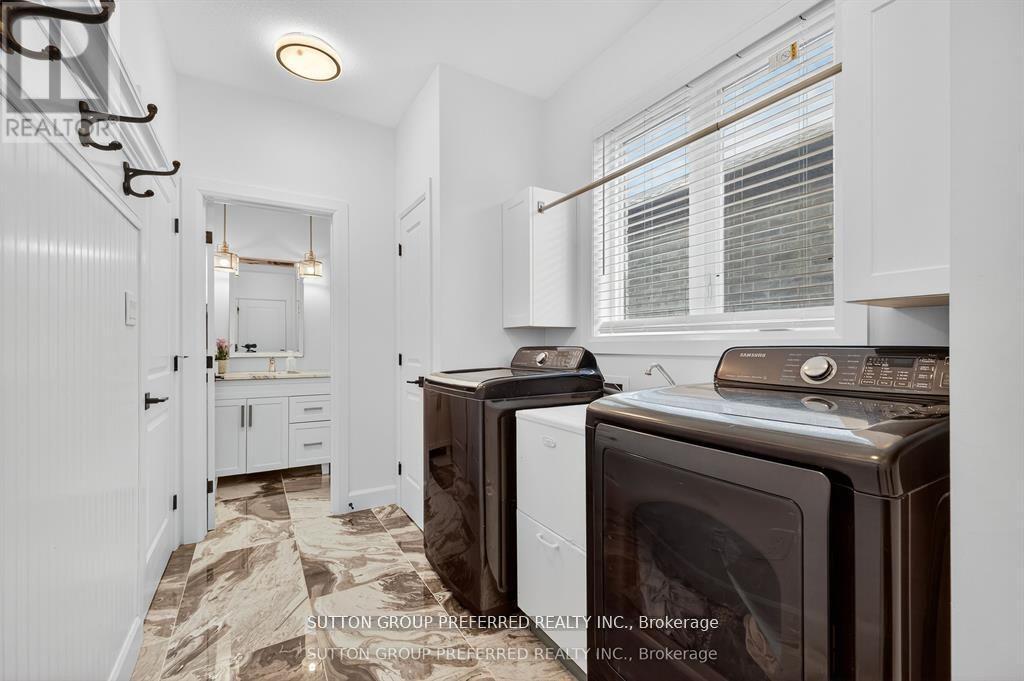 21 Armstrong Street, Strathroy-Caradoc, Ontario  N0L 1V0 - Photo 22 - X12982888
