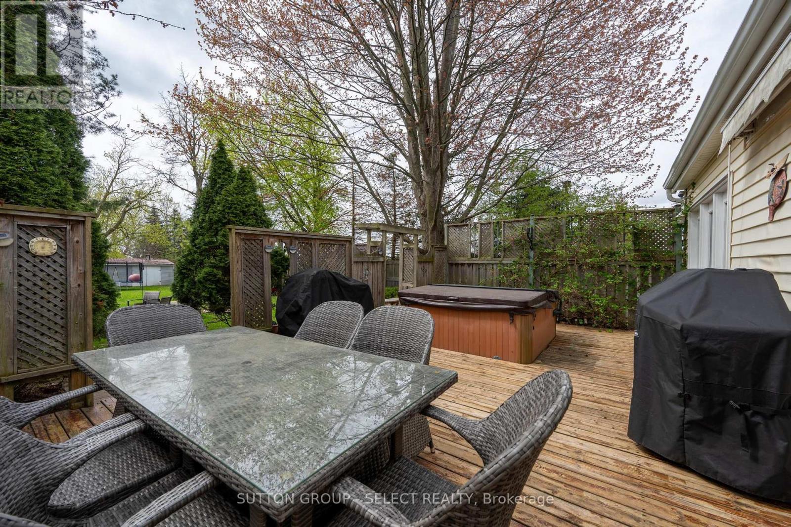 1129 Sunningdale Road E, London North, Ontario  N5X 4B1 - Photo 23 - X13078658