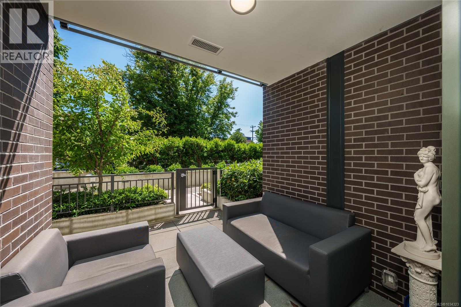 101 550 Michigan St, Victoria, British Columbia
