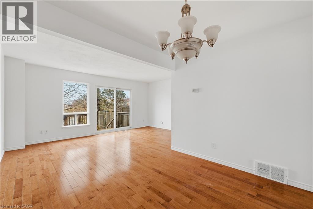 55 Dovercliffe Road Road, Guelph, Ontario  N1G 2Z6 - Photo 7 - 40826722
