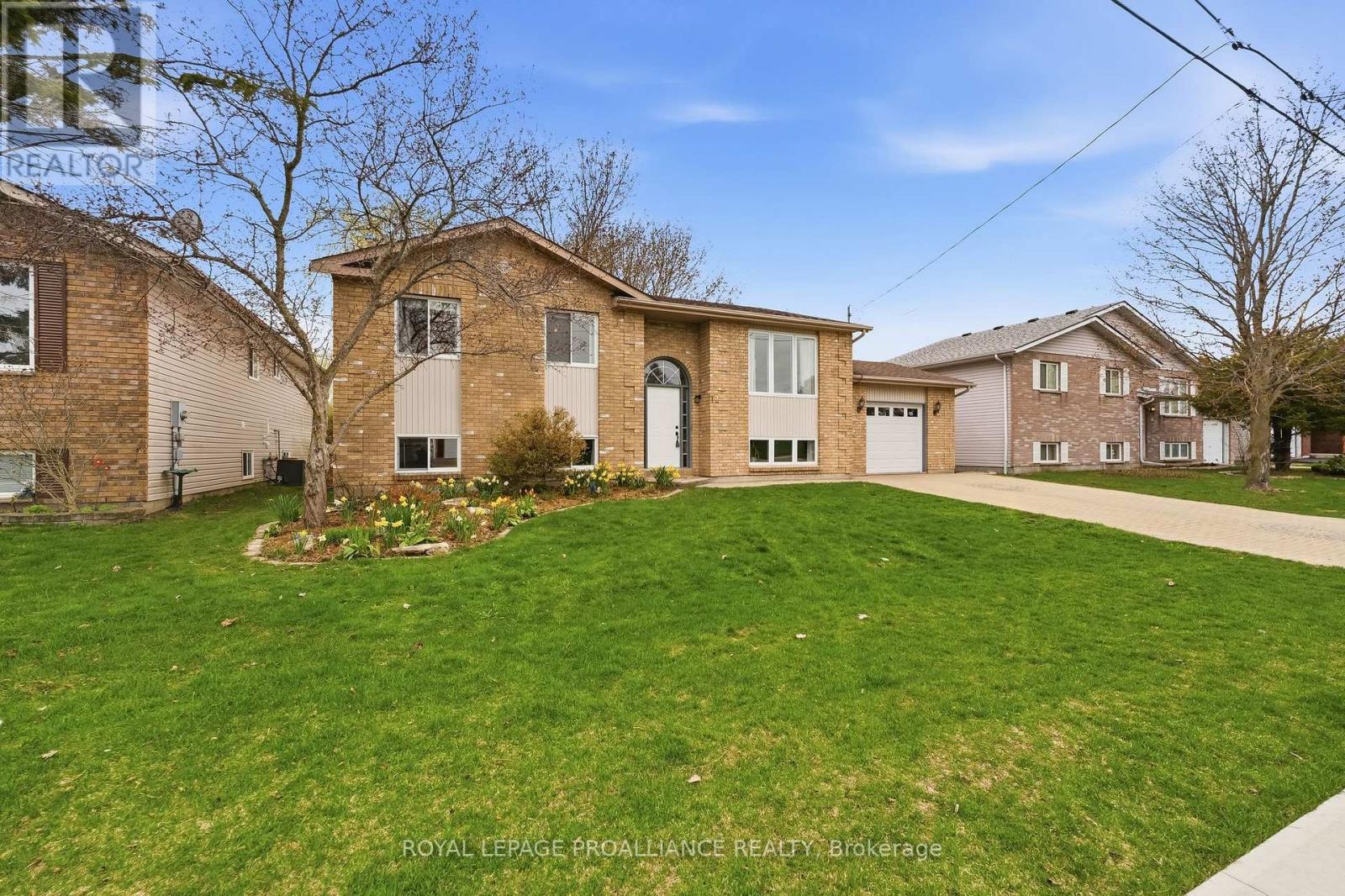 12 Marina Drive, Brighton, Ontario  K0K 1H0 - Photo 3 - X13079692