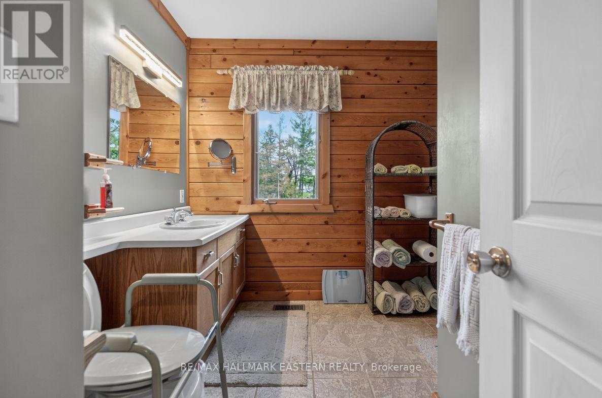 206 Fire Route 96, Trent Lakes, Ontario  K0M 1A0 - Photo 32 - X13079710