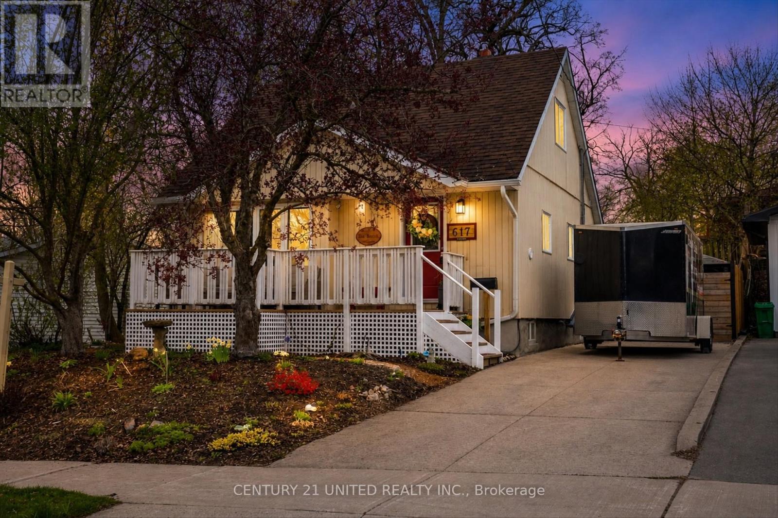 617 Simmons Avenue, Peterborough, Ontario  K9H 2B8 - Photo 2 - X13079722