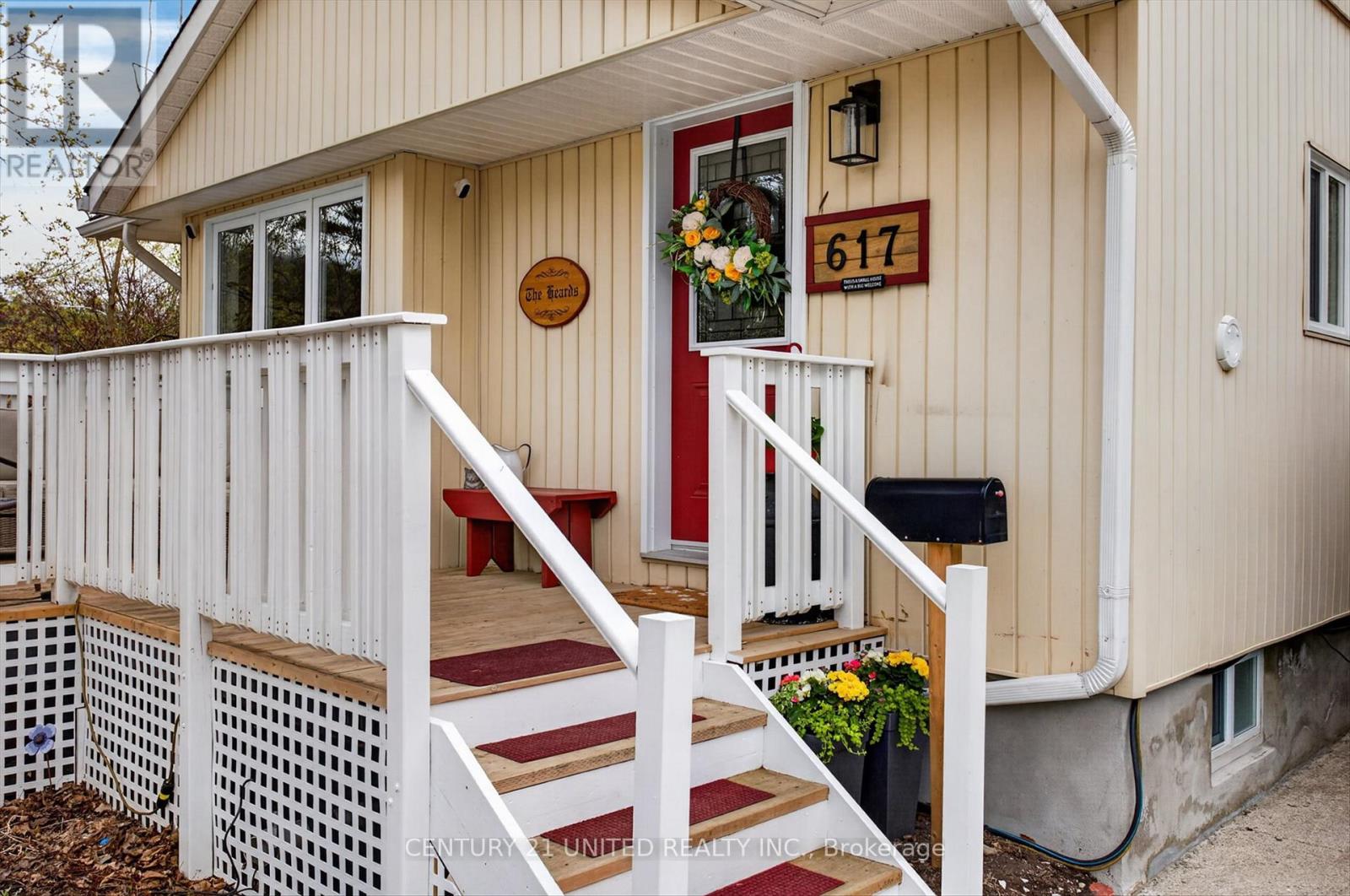 617 Simmons Avenue, Peterborough, Ontario  K9H 2B8 - Photo 5 - X13079722