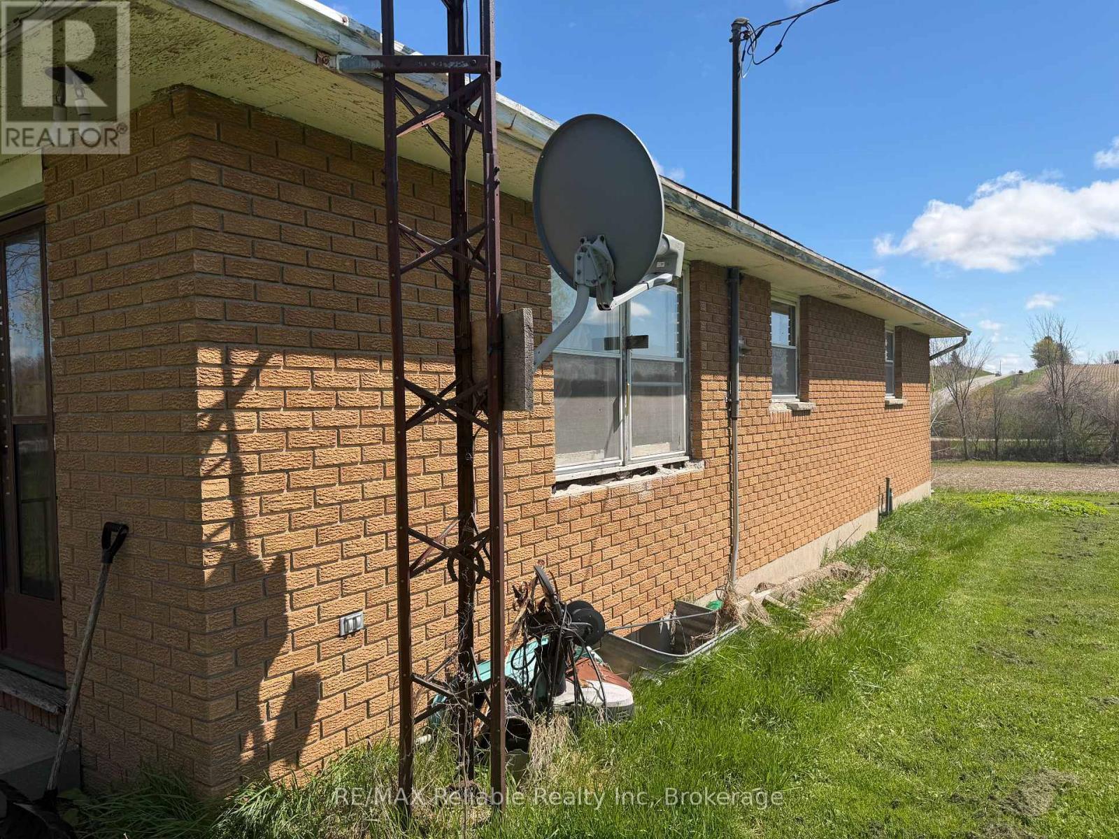 81827 Baseline Road, Central Huron, Ontario  N0M 2H0 - Photo 3 - X13079506