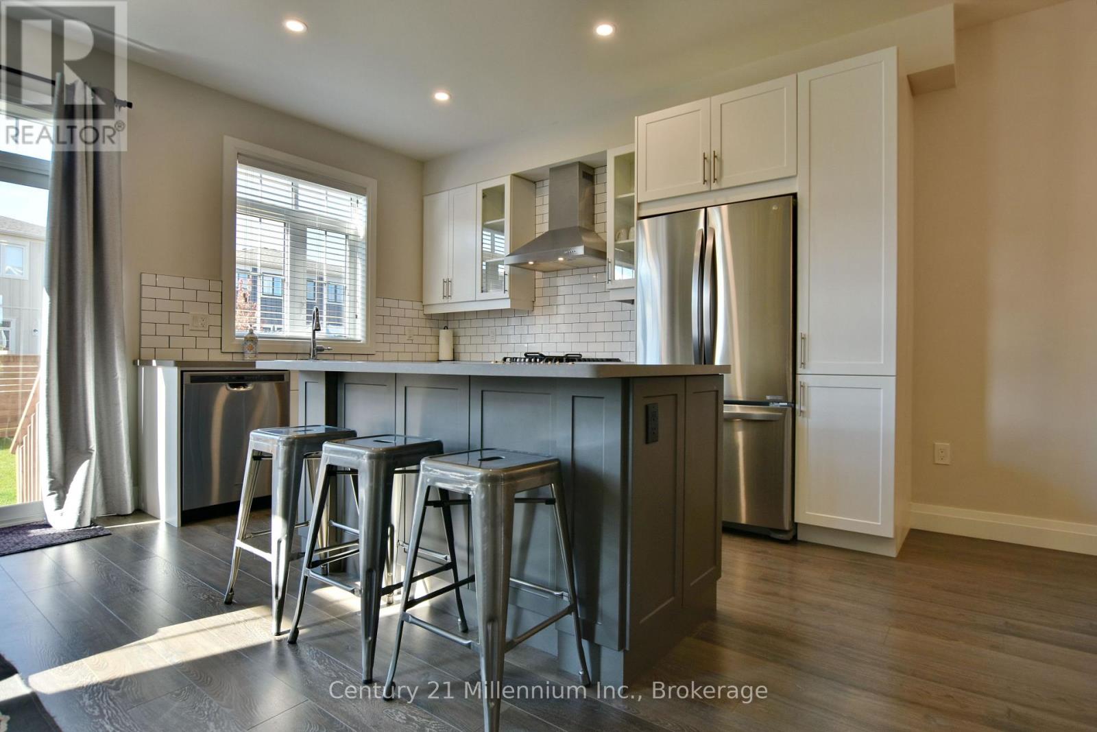 305 Yellow Birch Crescent, Blue Mountains, Ontario  L9Y 0Y3 - Photo 21 - X13079558