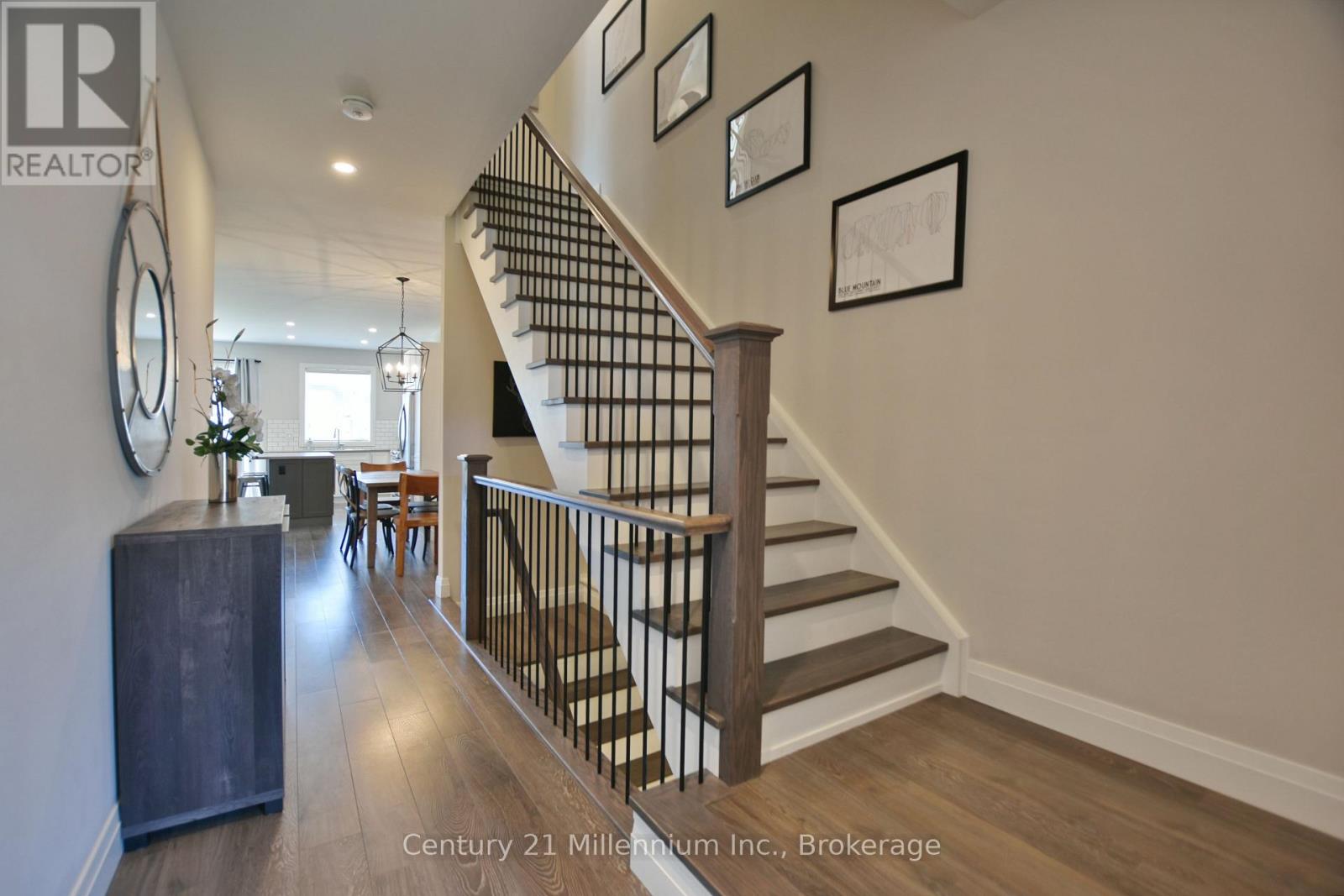 305 Yellow Birch Crescent, Blue Mountains, Ontario  L9Y 0Y3 - Photo 3 - X13079558