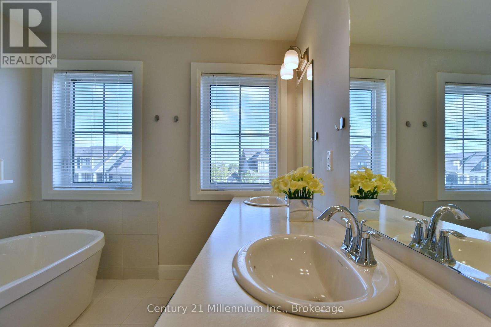 305 Yellow Birch Crescent, Blue Mountains, Ontario  L9Y 0Y3 - Photo 34 - X13079558