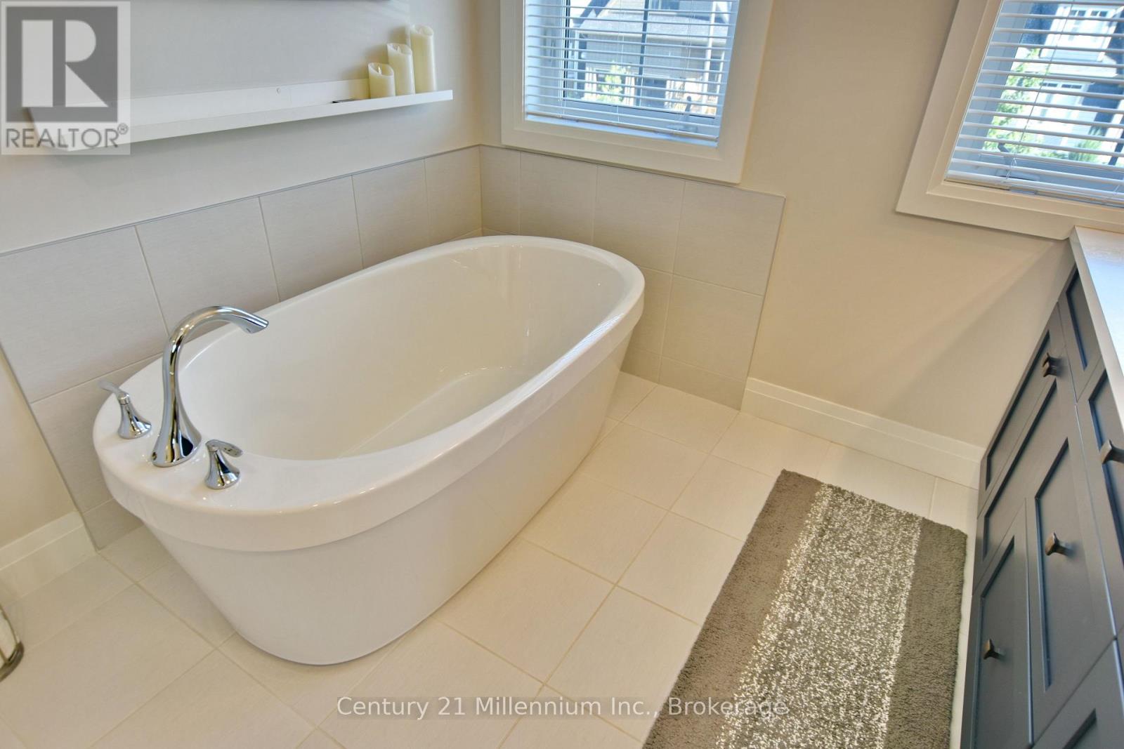 305 Yellow Birch Crescent, Blue Mountains, Ontario  L9Y 0Y3 - Photo 35 - X13079558