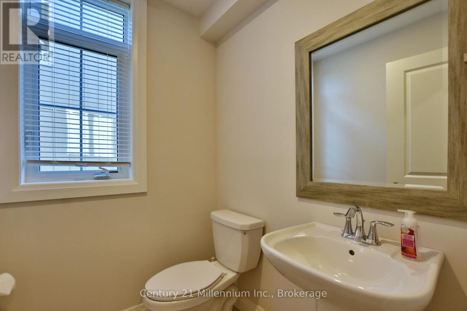 305 Yellow Birch Crescent, Blue Mountains, Ontario  L9Y 0Y3 - Photo 5 - X13079558