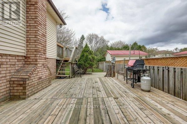 224 Conway Drive N, London South, Ontario  N6E 3J5 - Photo 4 - X13079564